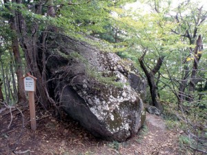 青森県　大石神ピラミッド